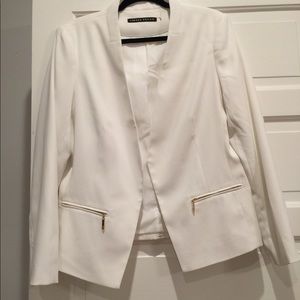 Ivanka Trump white tuxedo jacket